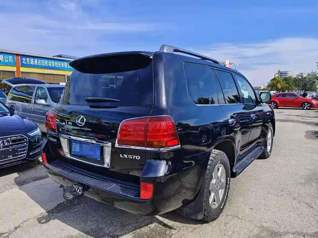 Lexus LX 2009 570