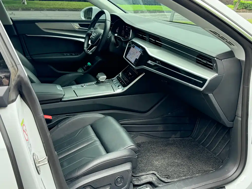 Audi A7 2023 45 TFSI