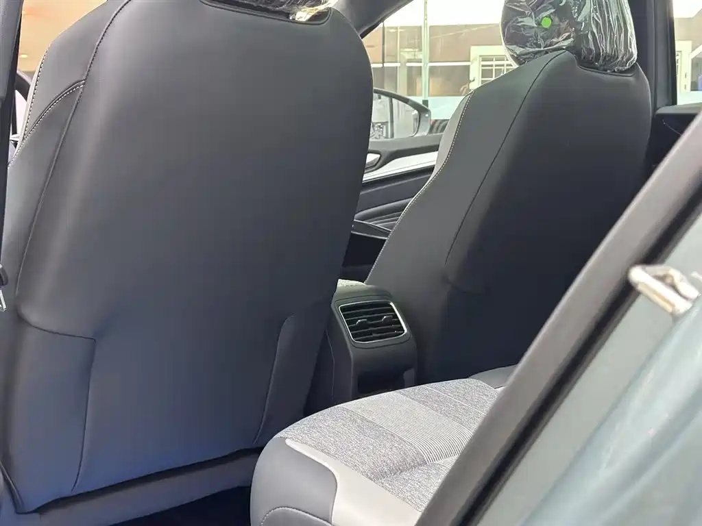 Volkswagen ID.4 CROZZ 2026 Зеленый из Китая, фото 5