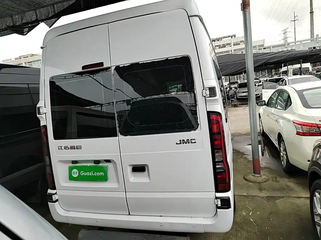JMC JMC Fushun — миниатюра 6