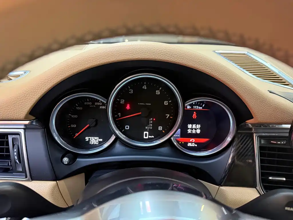 Porsche Macan — миниатюра 12