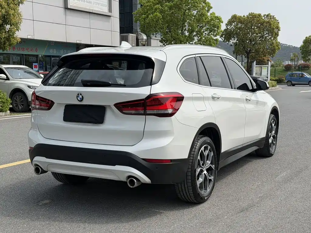BMW X1 — миниатюра 7