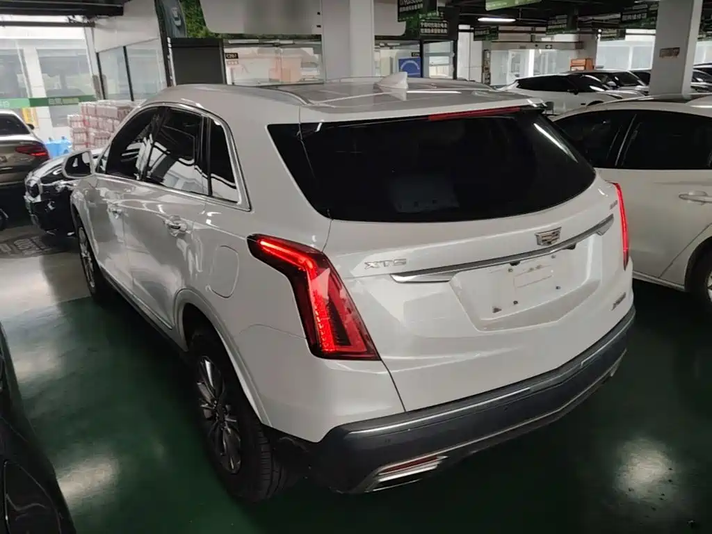 Cadillac XT5 — миниатюра 5