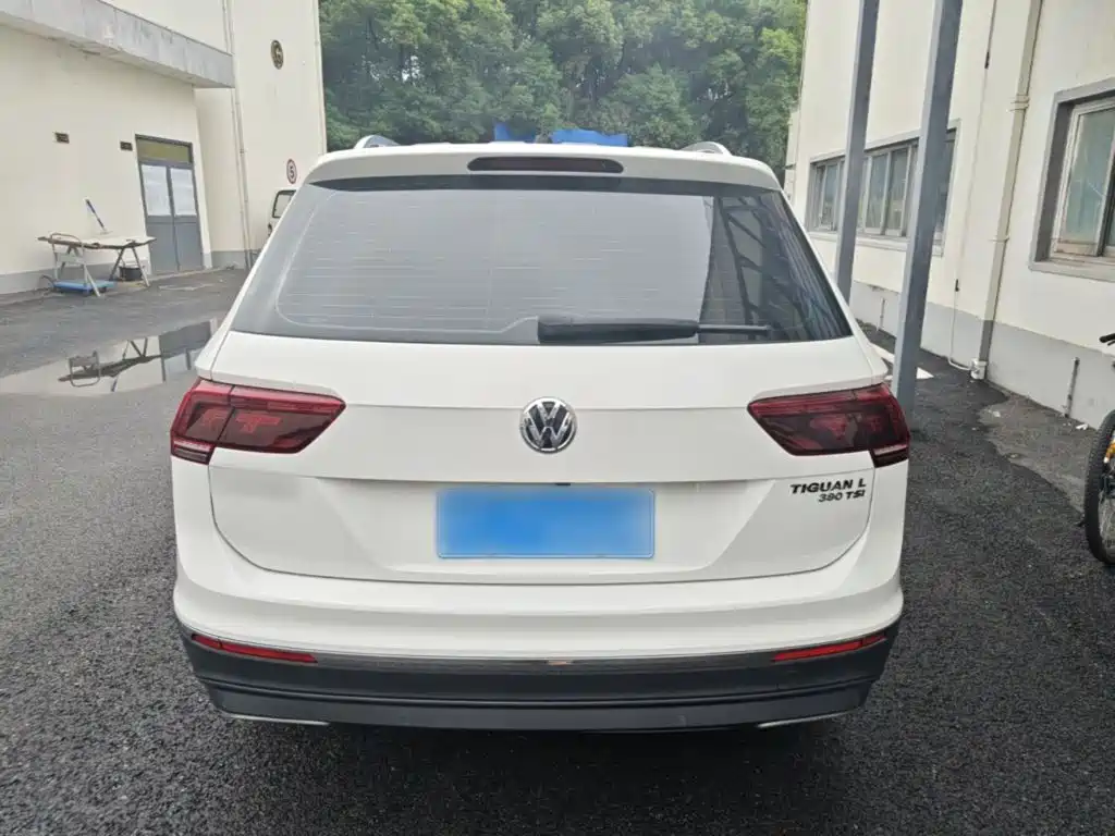 Volkswagen Tiguan L — миниатюра 6
