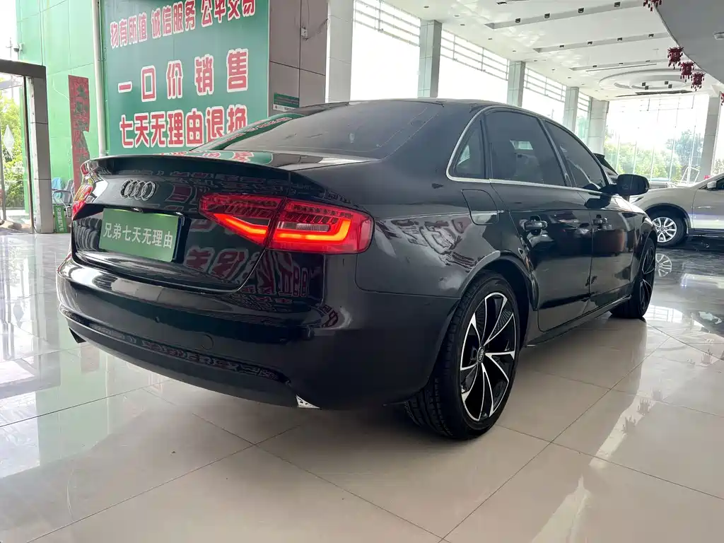 Audi A4L — миниатюра 8