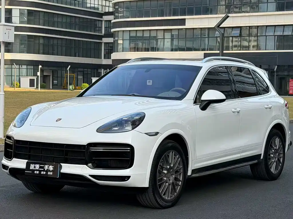Porsche Cayenne — миниатюра 3