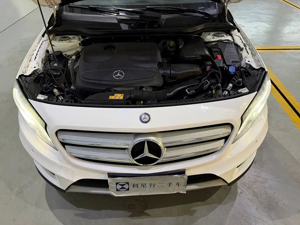 Mercedes-Benz GLA — миниатюра 11
