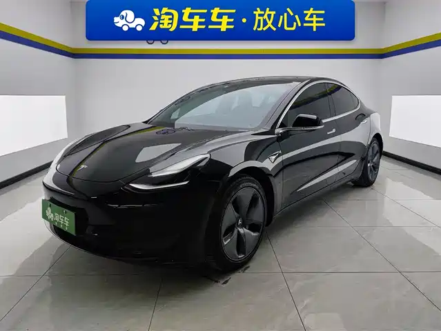 TESLA MODEL 3 2020