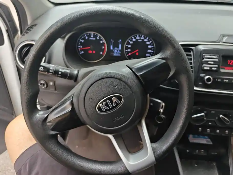 Kia Huanchi — миниатюра 15
