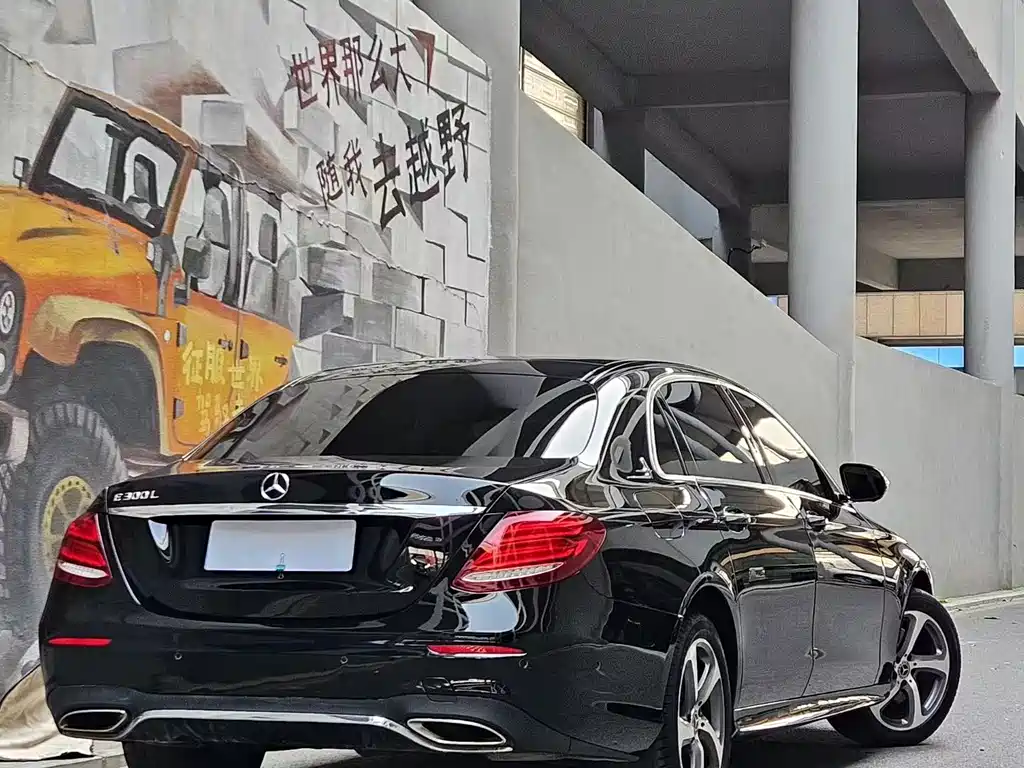 Mercedes-Benz E-Class E 2018 E 300 L Sport Luxury