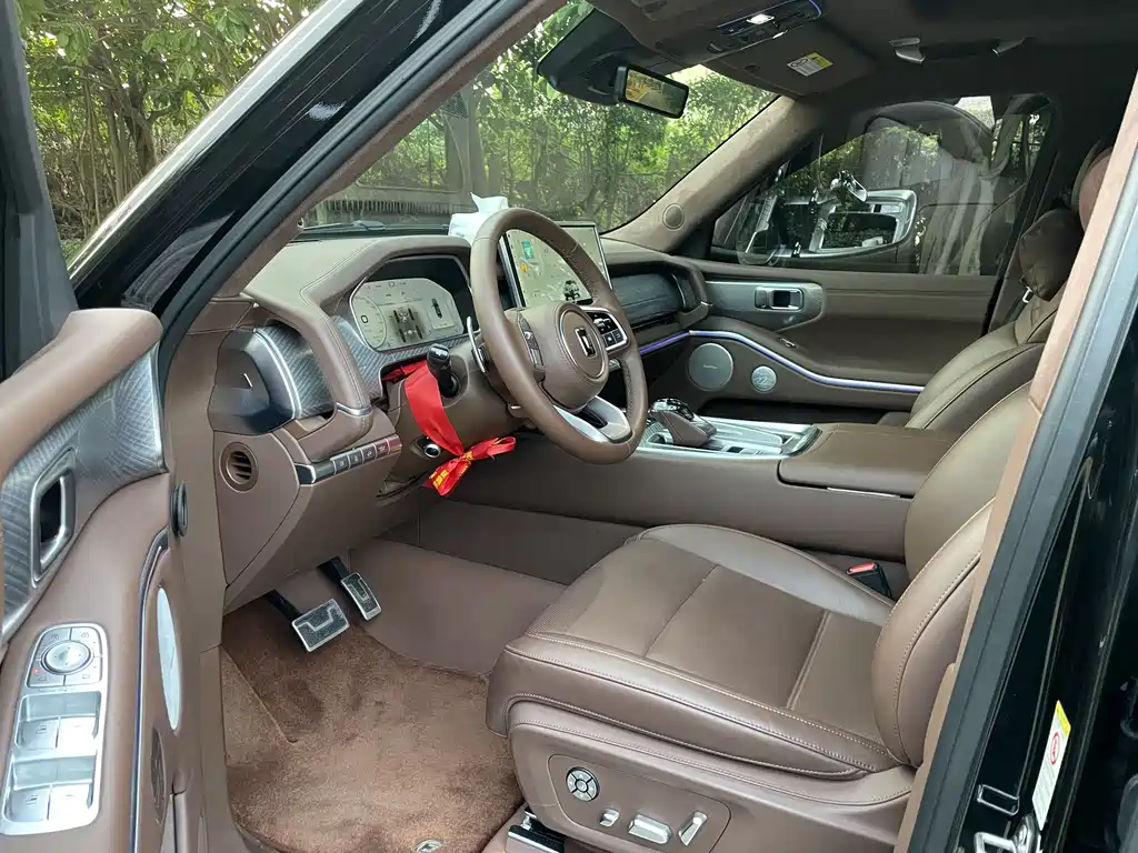 TANK TANK 700 NEW ENERGY