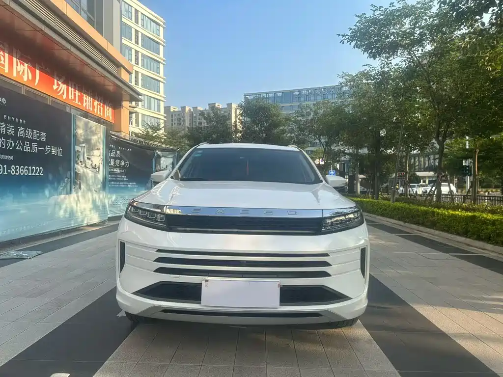 Exeed Zhaofeng — миниатюра 2