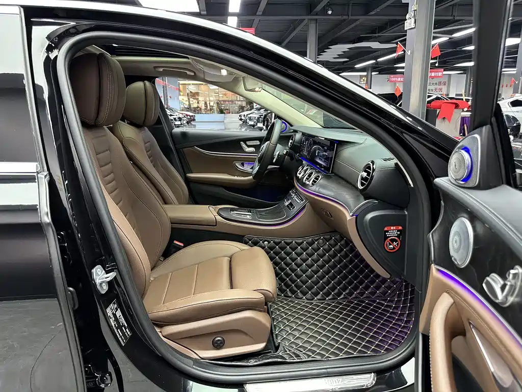 Mercedes-Benz E-Class — миниатюра 5