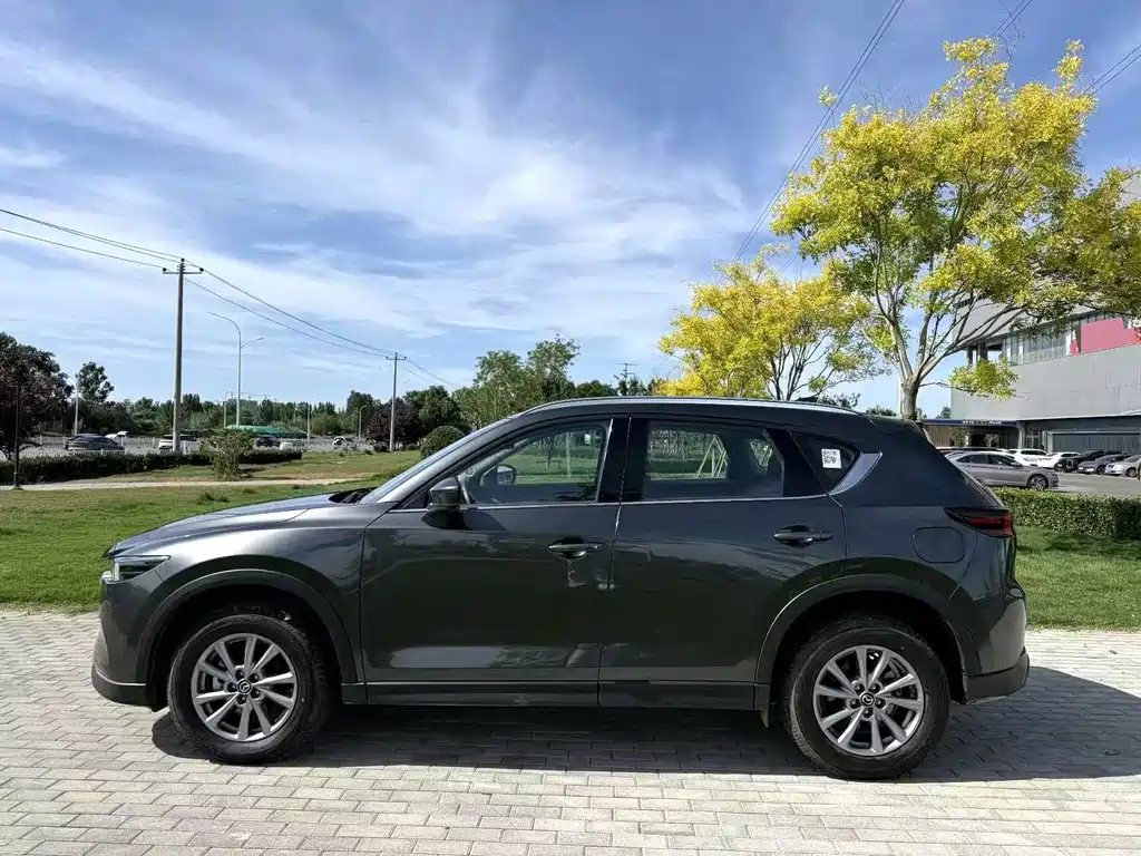 Mazda CX-5 2025 2.0L AT Pro