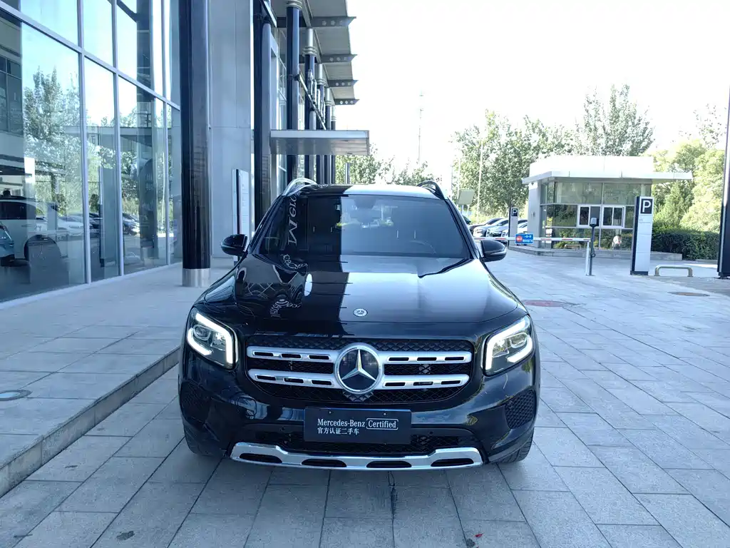 Mercedes-Benz GLB — миниатюра 2