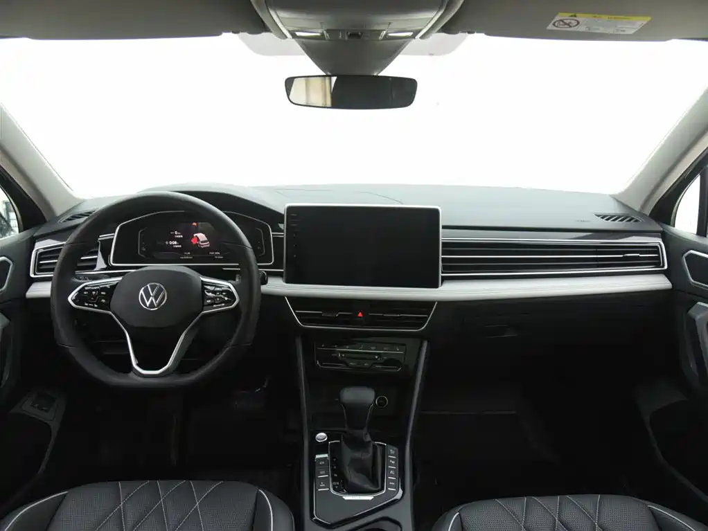 VOLKSWAGEN TIGUAN L NEW ENERGY