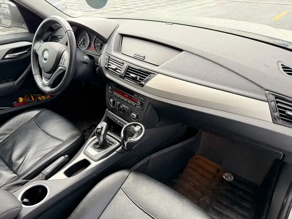 BMW X1 — миниатюра 7