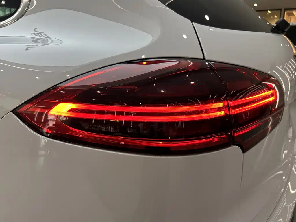 Porsche Cayenne — миниатюра 40