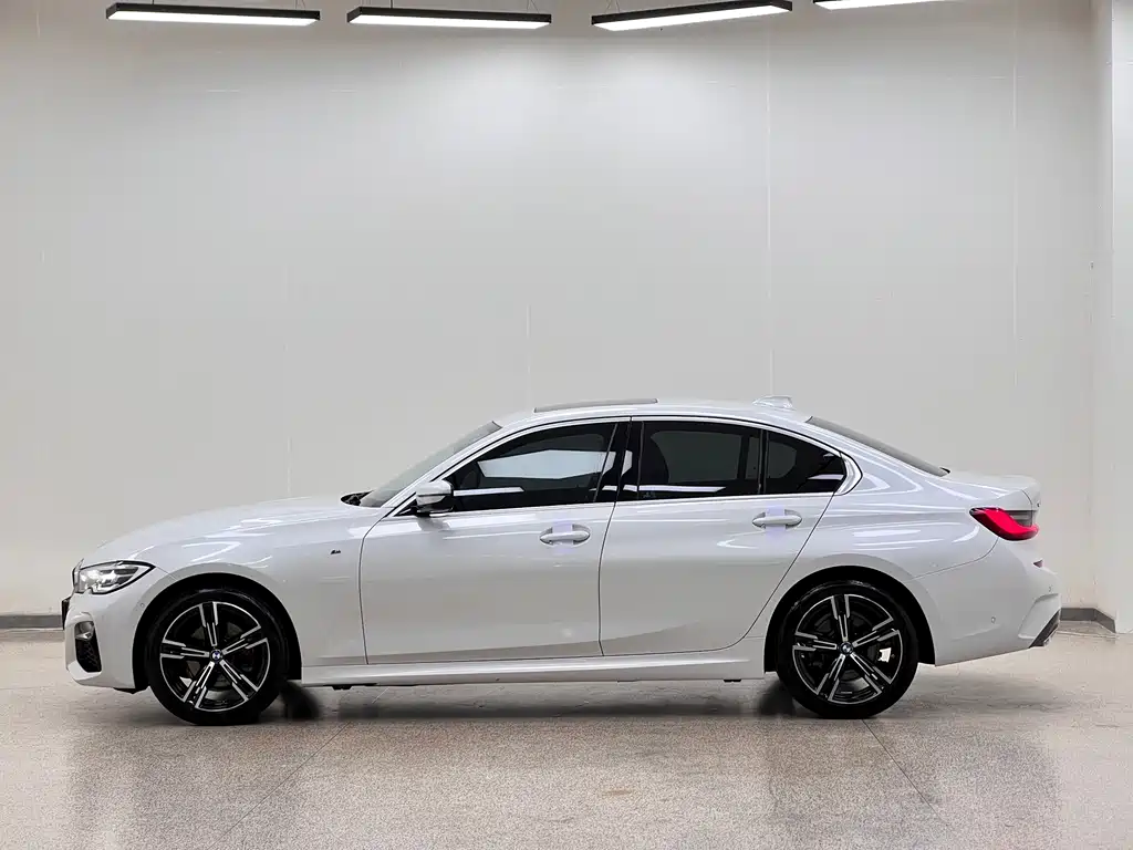 BMW 3 Series — миниатюра 10