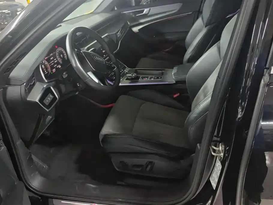 Audi A6L 2022 40 TFSI Luxury