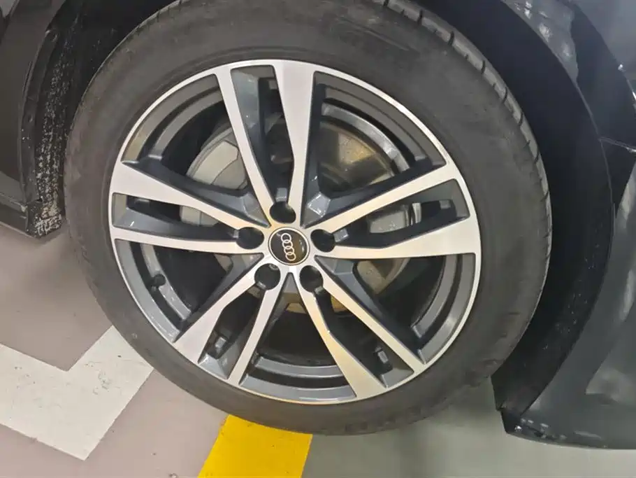 Audi A6L 2022 40 TFSI Luxury