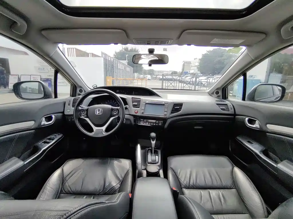 Honda Civic — миниатюра 16