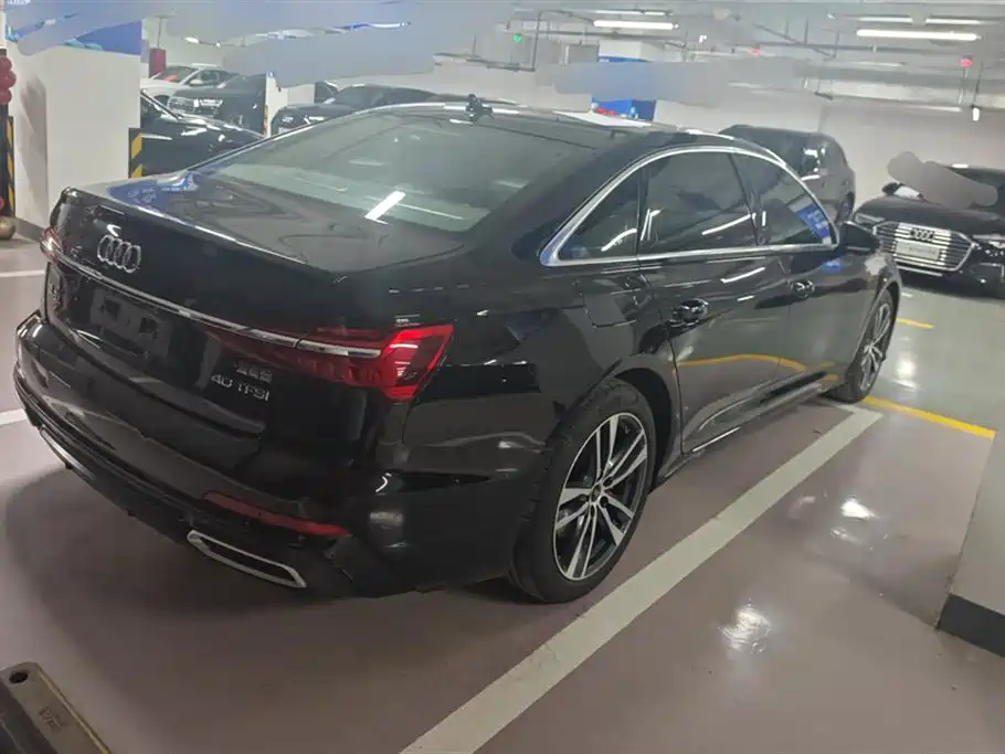 Audi A6L 2022 40 TFSI Luxury