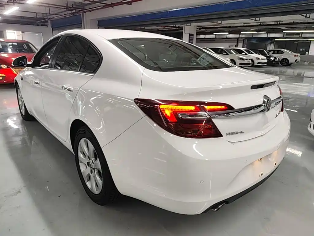 Buick Regal — миниатюра 5
