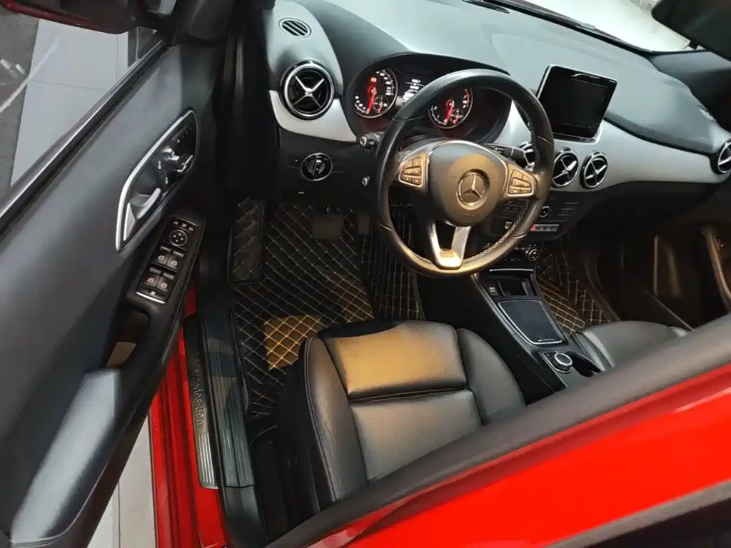 Mercedes-Benz B-Class — миниатюра 16