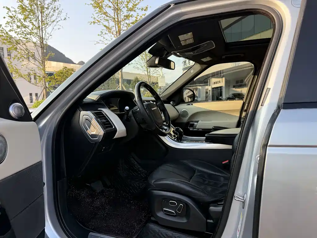 Land Rover Sport — миниатюра 5