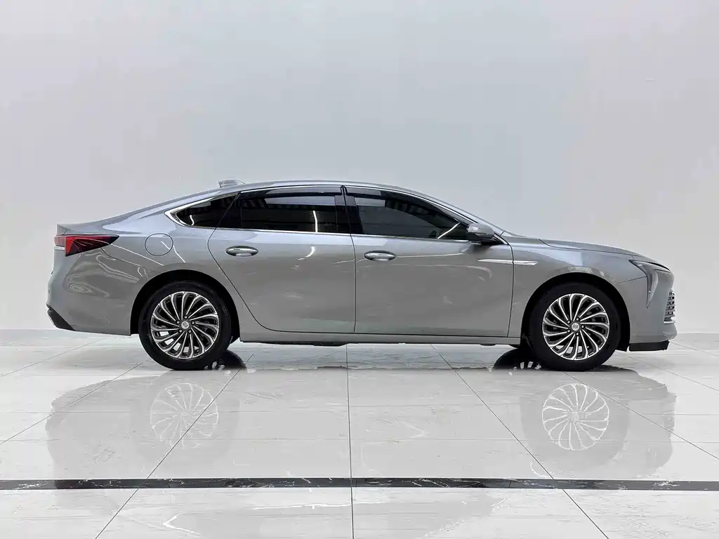 Buick LaCrosse — миниатюра 7