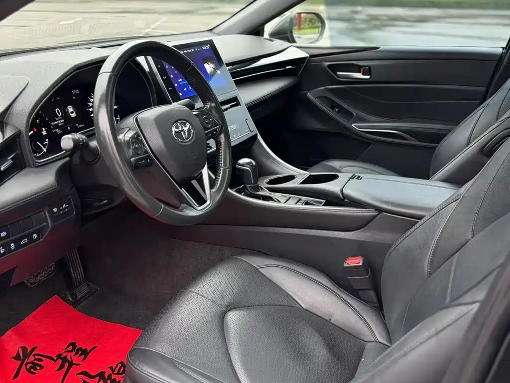 Toyota Avalon — миниатюра 4