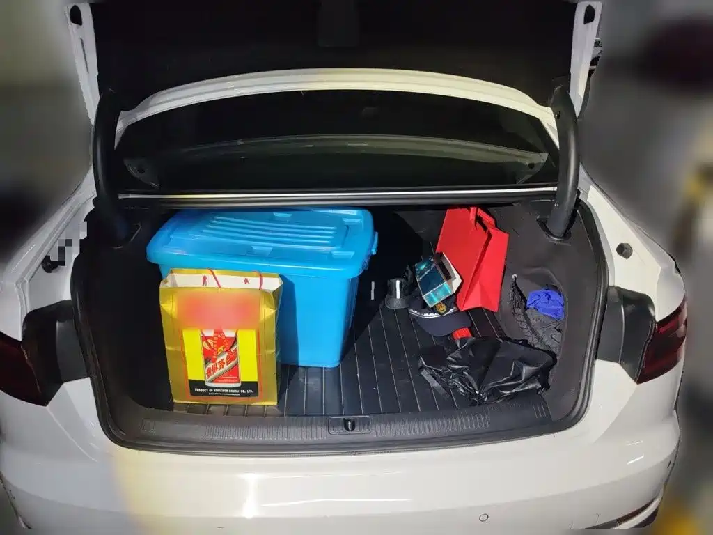 Audi A4L — миниатюра 15