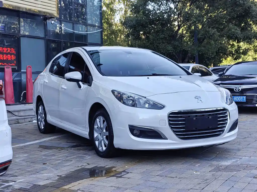 Peugeot 308 — миниатюра 3