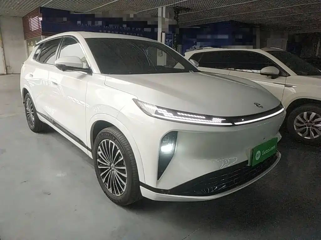 Dongfeng L8 2025 185KM
