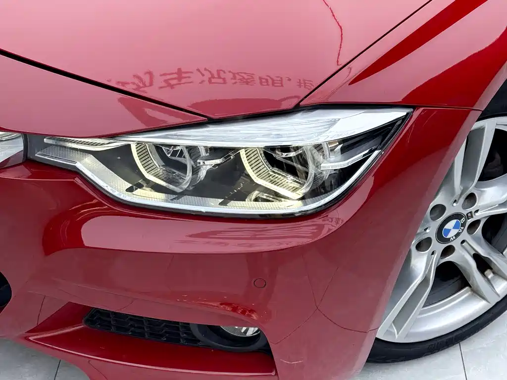 BMW  3 SERIES