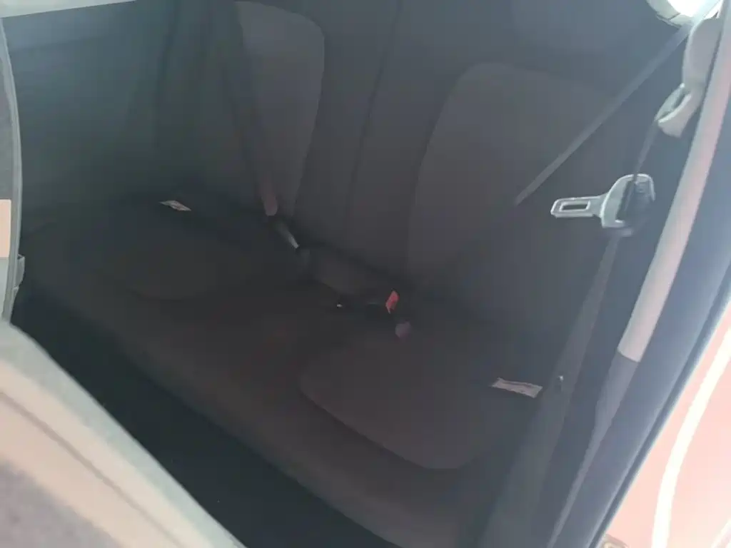 Wuling MINIEV — миниатюра 17