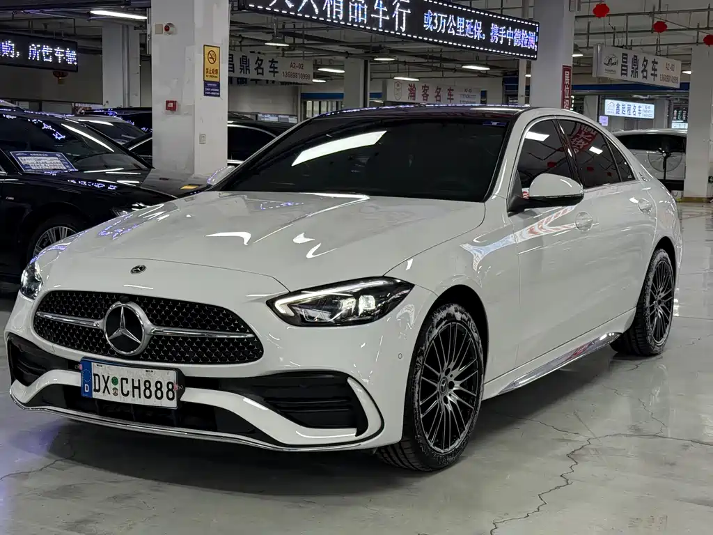 Mercedes-Benz C-Class 2024