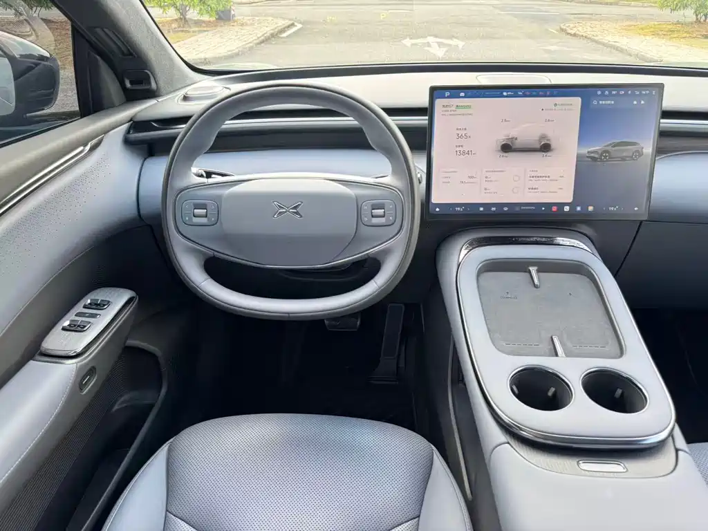 XPeng G7 — миниатюра 6