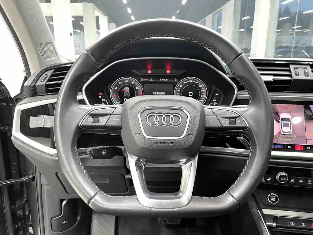 Audi Q3 2022 35 TFSI Fashion