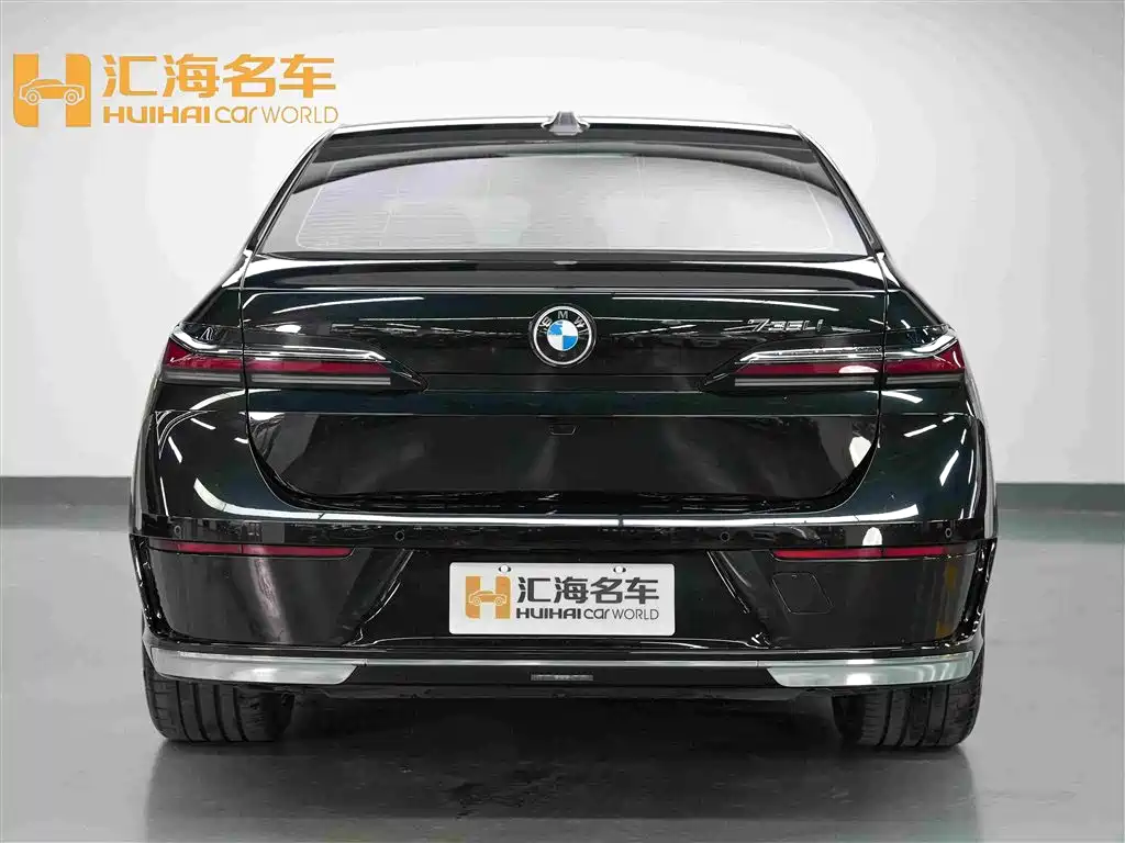 BMW 7 Series — миниатюра 5