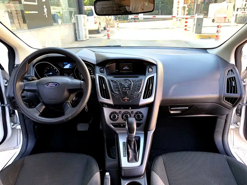 Ford Focus — миниатюра 6