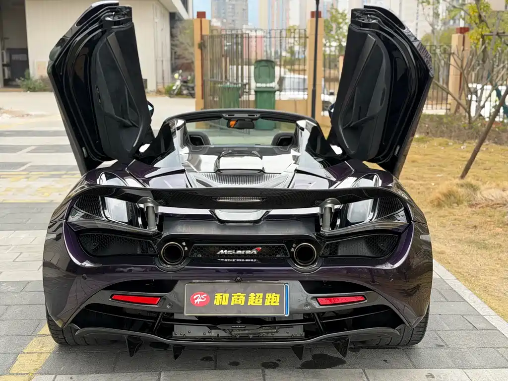 MCLAREN 720S
