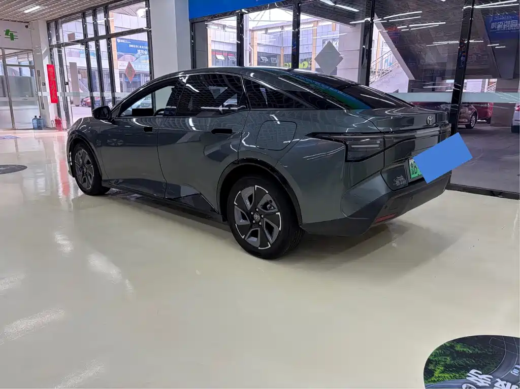 Toyota bZ3 — миниатюра 4