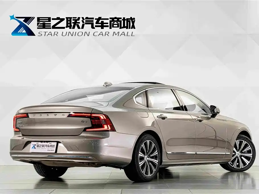 Volvo S90 — миниатюра 6