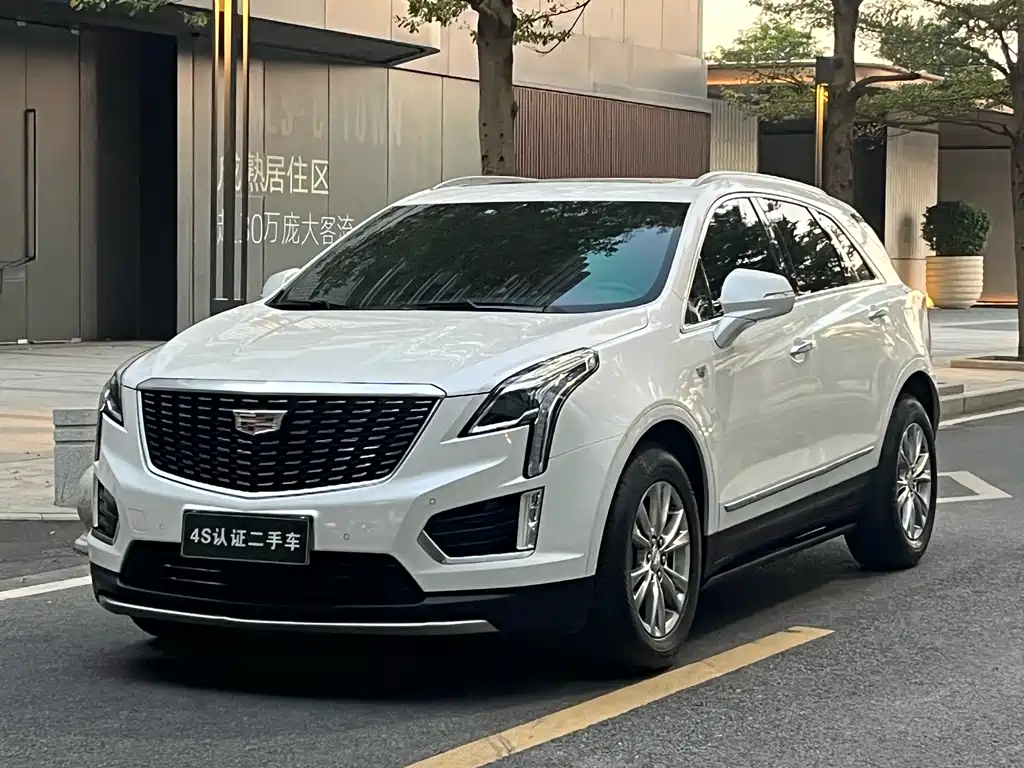 CADILLAC XT5