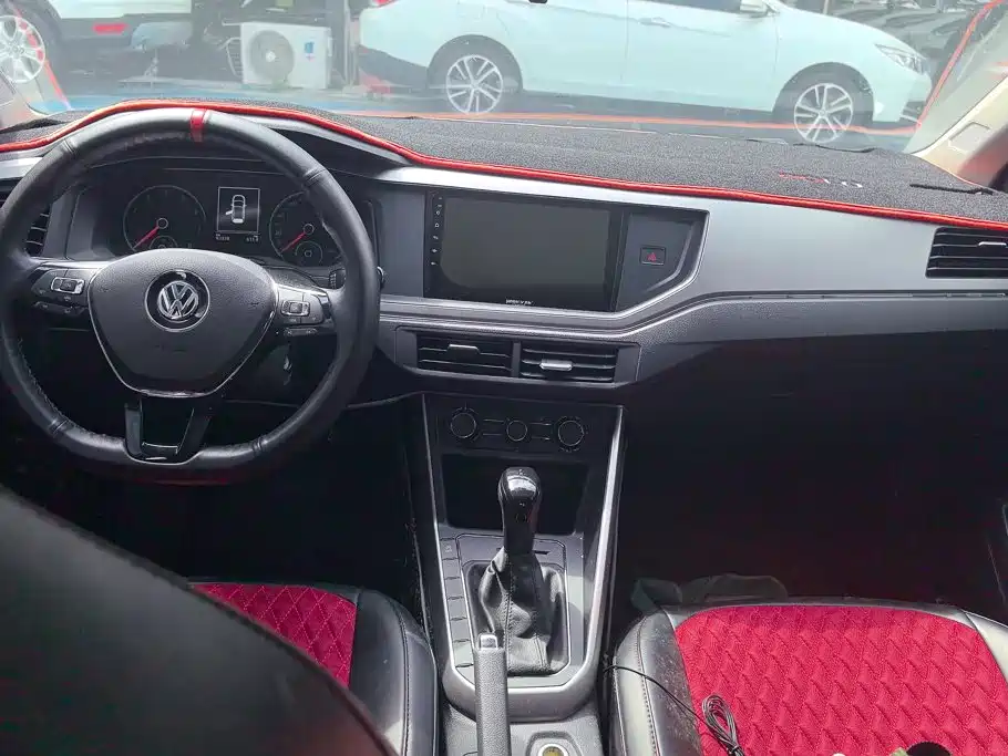 Volkswagen Polo — миниатюра 12
