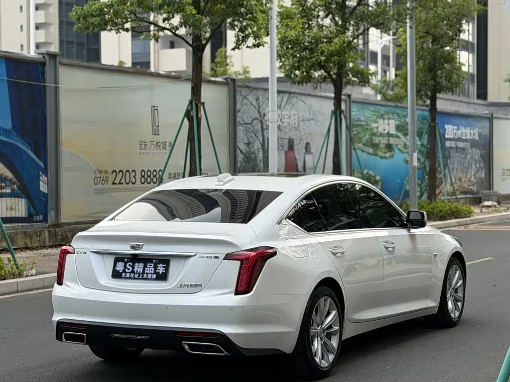 Cadillac CT5 — миниатюра 10