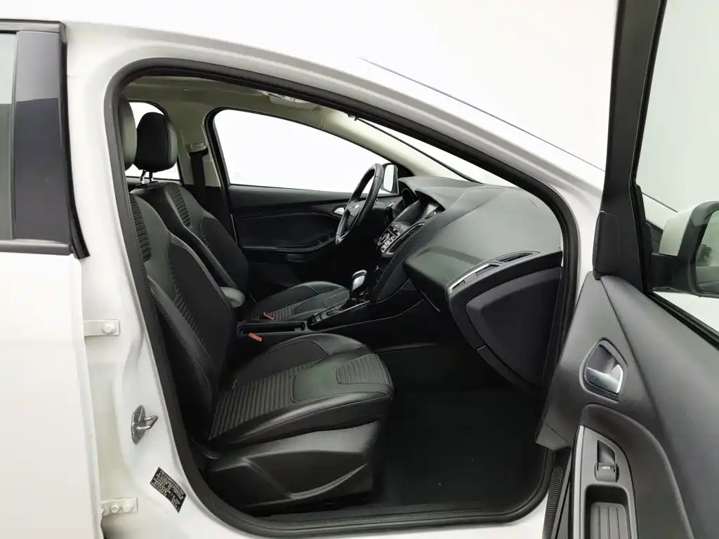 Ford Focus — миниатюра 23