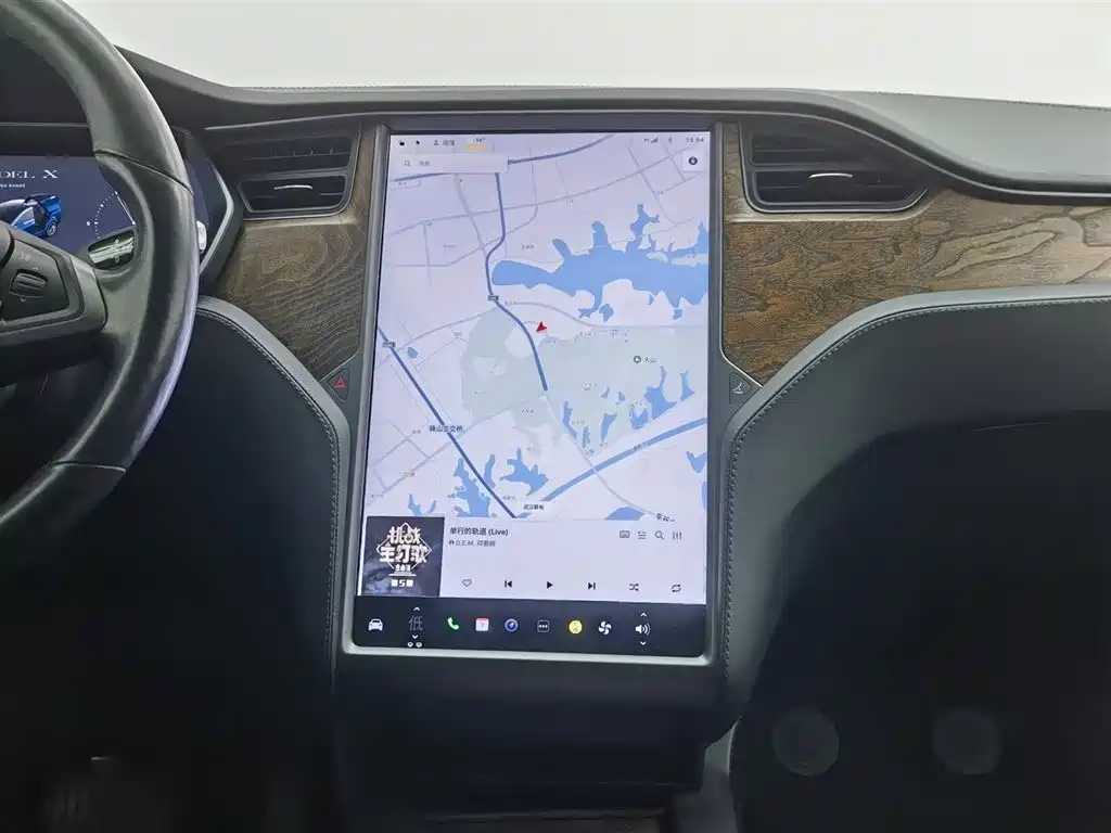 Tesla Model X — фотографии объявления, Фото 13